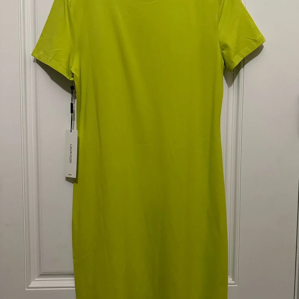 NWT Calvin Klein T-Shirt Dress - Size Medium - Picture 4 of 4